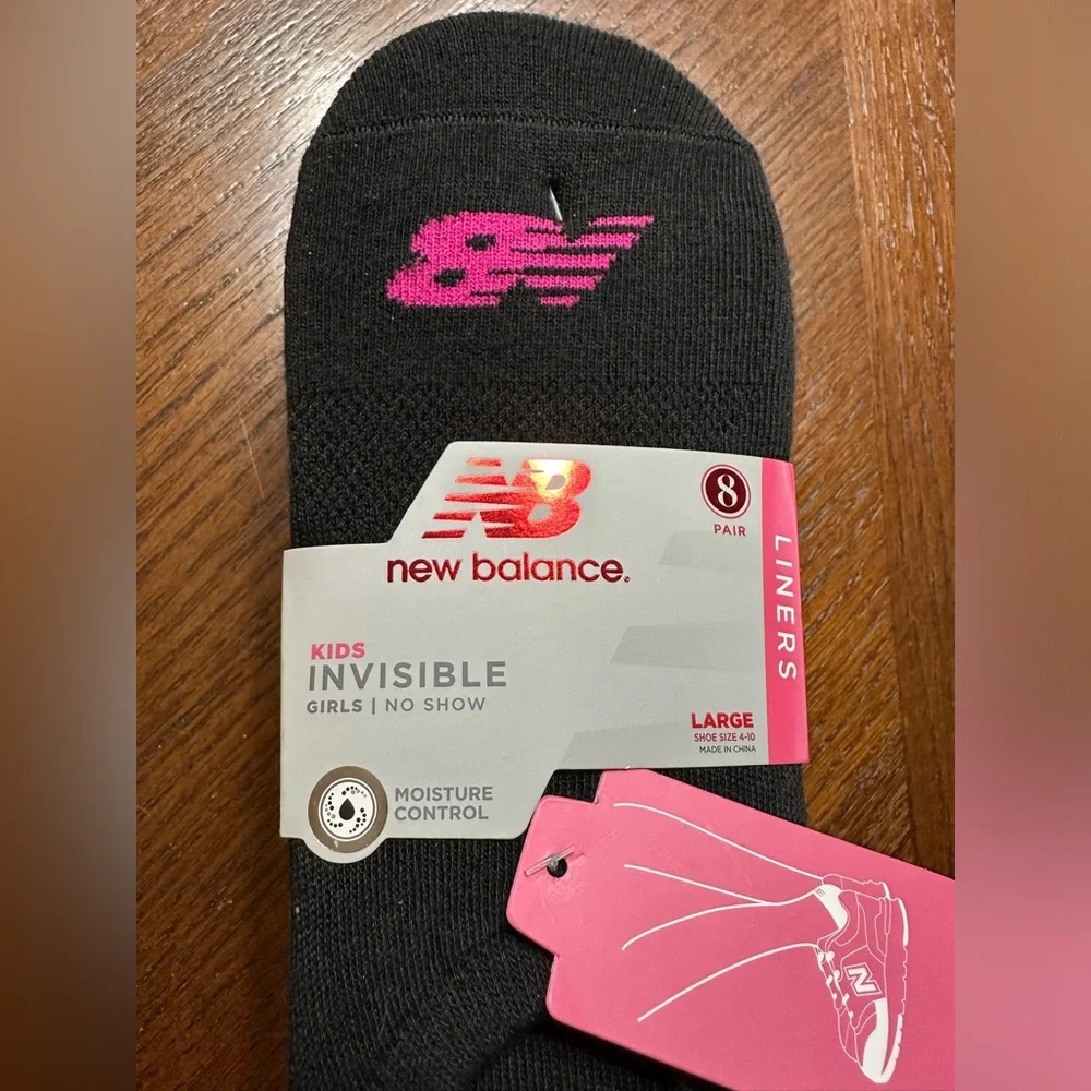 New Balance 8 Pack Girls Black/Pink Invisible No Show Liners NWT Fits sh…